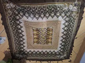 Kerudung segiempat motif