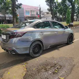 Jual mobil toyota vios thn 2014