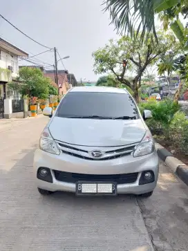 Daihatsu Xenia R Deluxe matic 2014