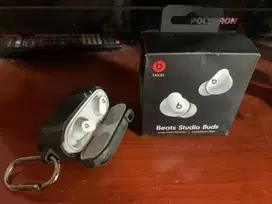 BEATS STUDIO BUDS by Apple