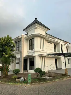 Dijual Murah Rumah Baru Gress Jemursari Regency Depan Taman Surabaya