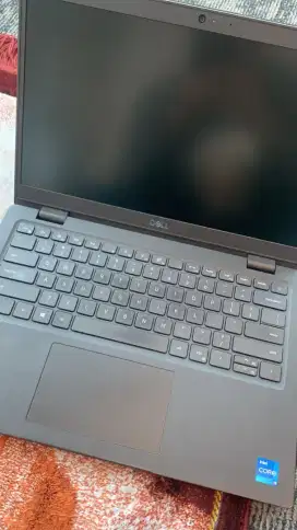 Laptop DELL LATITUDE 3420