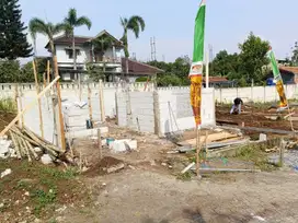 RUMAH BARU SIAP HUNI DEKAT KOTA BARU PARAHYANGAN