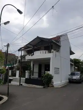 Dijual Rumah Cigadung raya dalam komplek sangat strategis