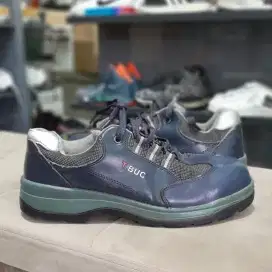 Sepatu_Second Safety Shoes T-Buc