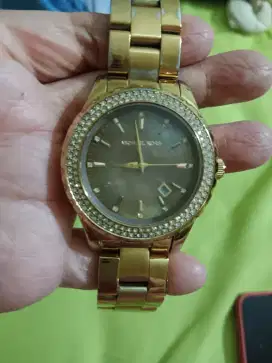 Sale ..! Jam tangan wanita ori branded MK 5452