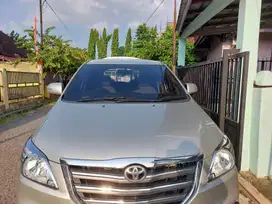 Toyota Kijang Innova 2014 Bensin