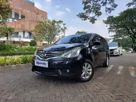 Nissan Grand livina 1.5 SV Bensin-AT 2015 Hitam /