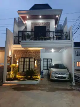 Rumah 2 lantai di depok , 3 menit ke stasiun depok