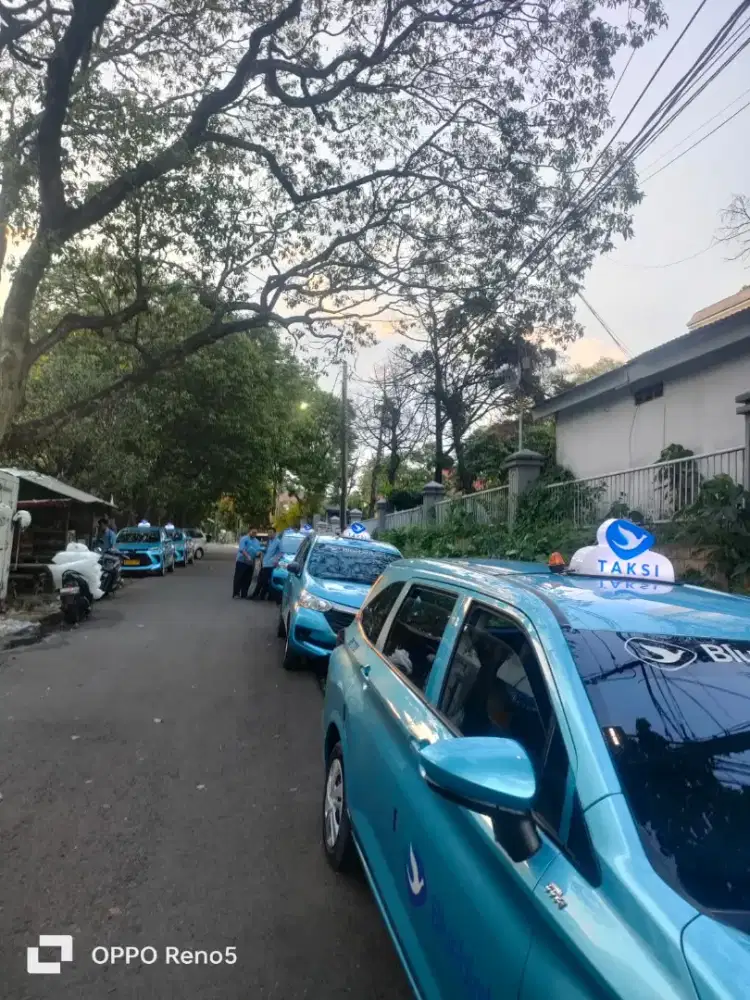 TERSEDIA LOKER PENGEMUDI TAKSI BB