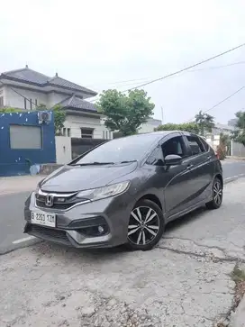 Honda Jazz RS At facelift thn 2018, kondisi terawat dan siap pakai