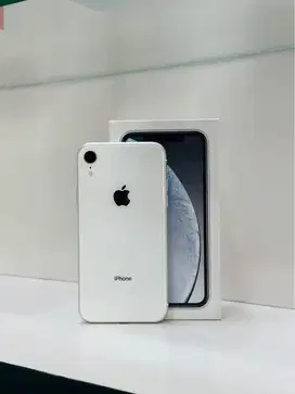 IPhone XR 64 GB  ALL OPEE