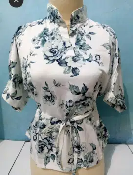Blouse Maxmara Motif Bunga