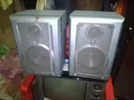 Sepasang speaker pasif sharp