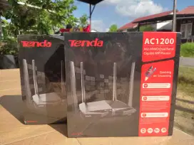 Tenda AC10U -AC1200 MU-MIMO Smart Dual Band Router