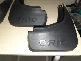 Mud guard brio rs ngak jadi pakai