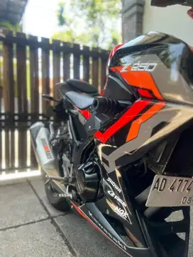 Bismillah Dijual Z250 th 2019 warna orange