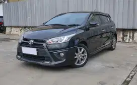 Toyota Yaris 1.5 TRD Sportivo Bensin-AT 2016 Hitam /