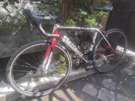 ROADBIKE  ELEMENT FRC 88
