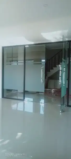 Aluminium dan kaca