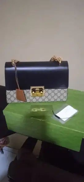 Gucci padlock italy