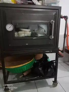 Jual oven kue second harga 600 nego