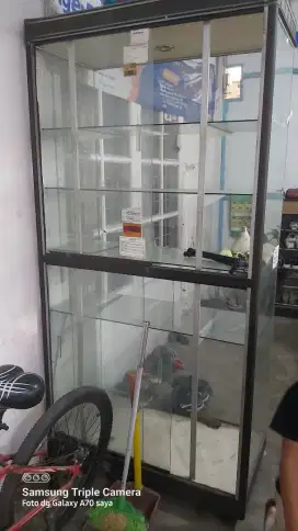 Rak kaca utk kedai kelontong