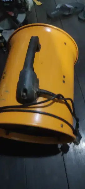 Blower exhaust 14