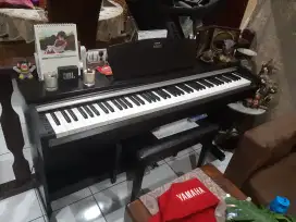 Piano Elektrik Yamaha Arius YDP-141