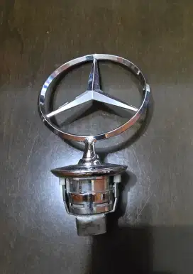 Emblem LOGO MERCEDEZ BENZ