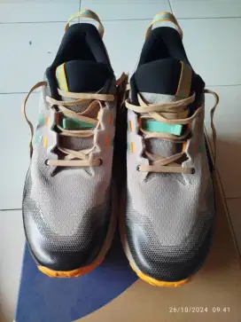 sepatu trial running asics gel trabuco 12 size 46