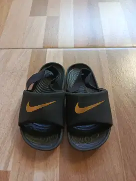 Sandal Nike Size 26