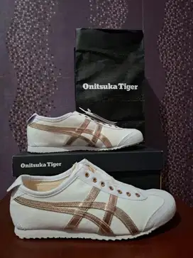 Onitsuka Tiger Mexico 66 Gold Size 40.5 Fullset Authentic