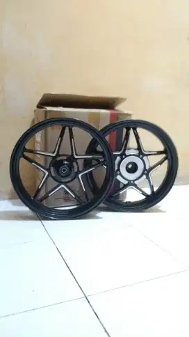 Velg bintang Vrossi