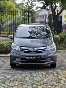 Honda freed S AT thn 2015