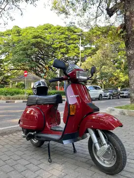 Vespa Excel 1988 Original Restoration Red Milano