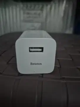 Kepala Charger Baseus 24 Watt