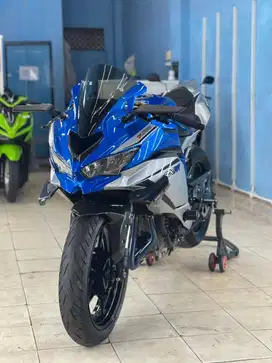 Kawasaki ninja zx25r abs