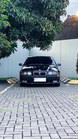 BMW E36 323I partnumber