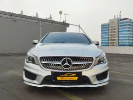Mercedes Benz CLA 200 AMG 2016