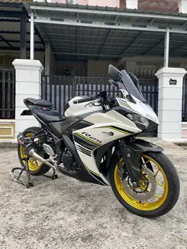 Yamaha r25 2017