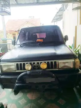 Toyota Kijang Rover 1995