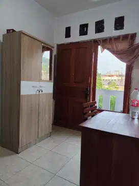 KOST Kebayoran Baru TIDAK bebas Kipas angin kamar mandi dalam Wifi