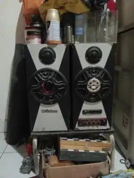 Speaker rockmaster