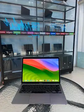 MACBOOK AIR RETINA 2020