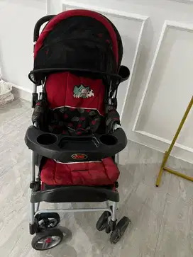 Stroller merek DOES preloved