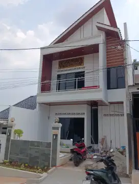 Rumah 2 lantai bebas banjir di depok