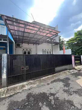 Dijual rumah 2 lantai Bogor Baru danau limboto