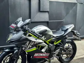 JUAL CEPAT KAWASAKI NINJA 250 MONO MULUS TERAWAT