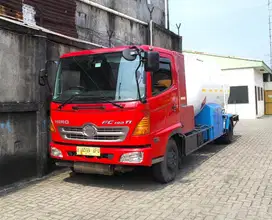 MULUS+banBARU+ tangki JEPANG MURAH Hino engkel FC 190 gas LPG 2014